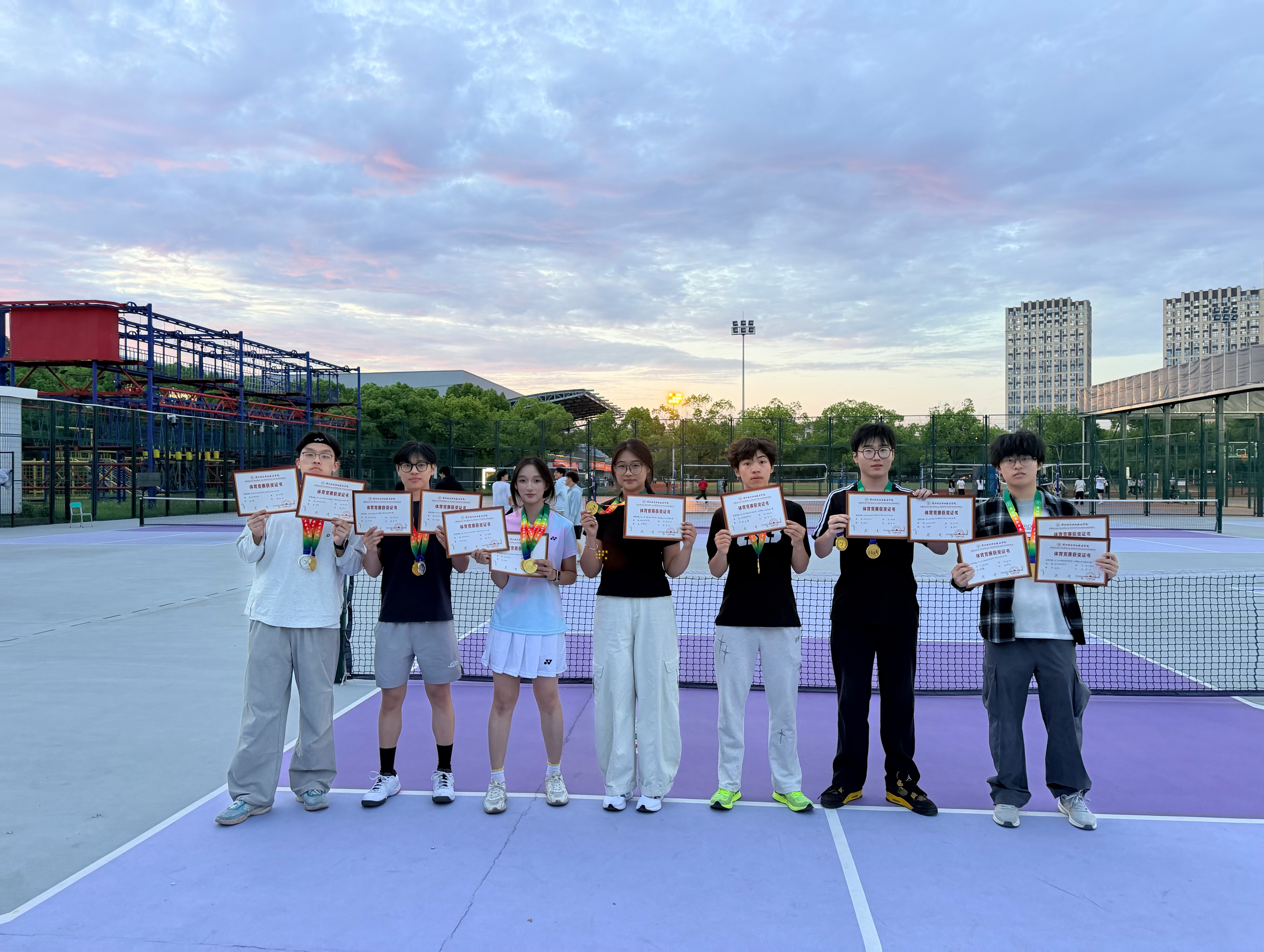 F3FB79B3-376C-45DC-BAF6-646C078DBE7A-90819-00003A7D75F51B12.jpg