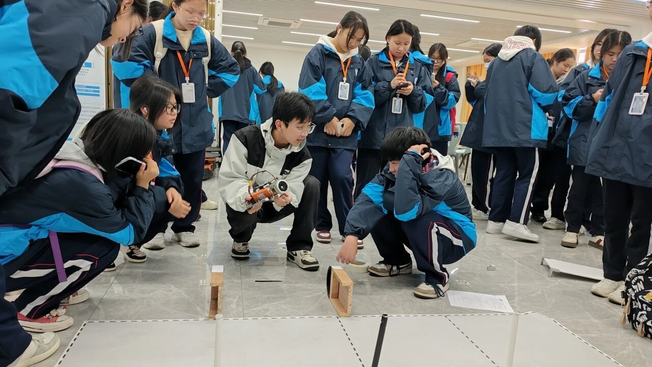 微信图片_2025-11-27_172410_277.jpg