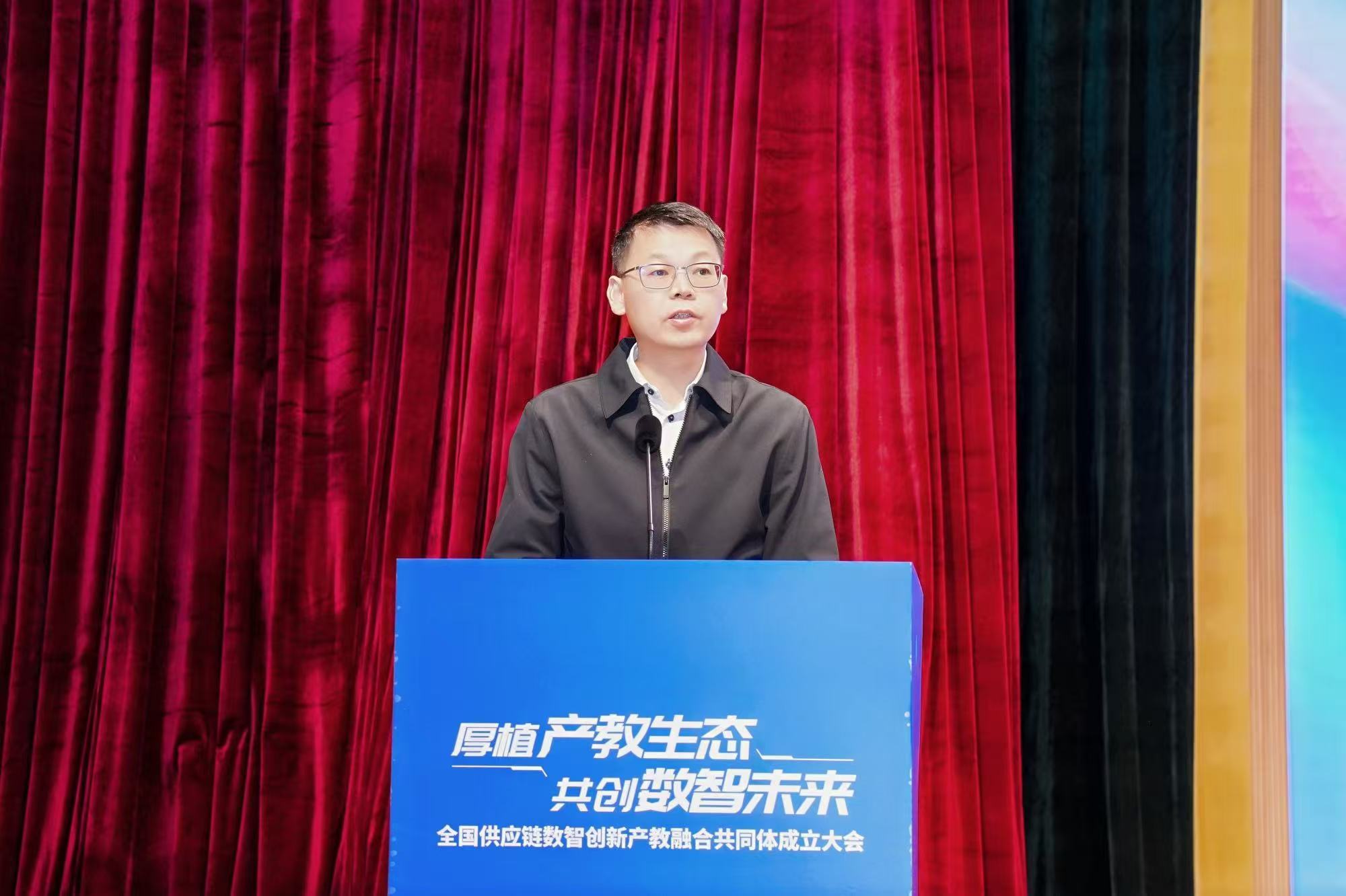 吴吉义.jpg